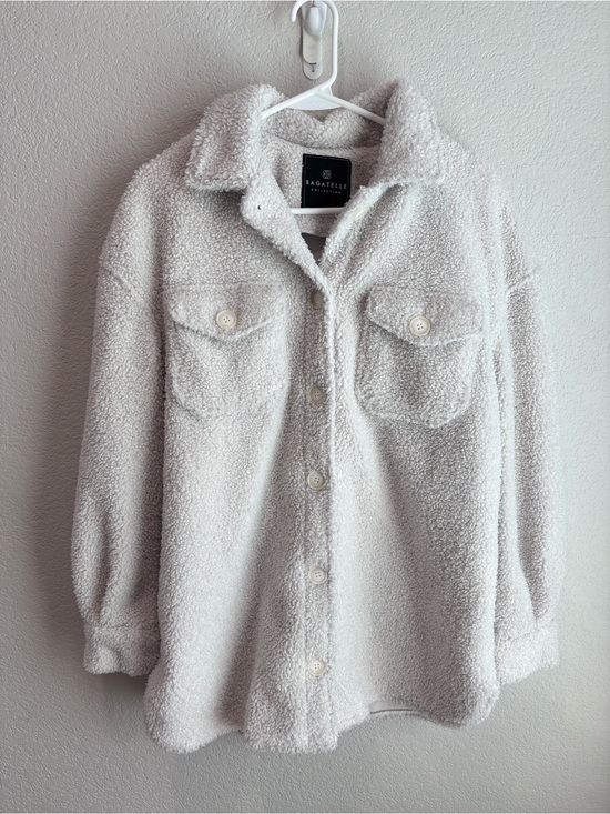 Bagatelle Collection Jackets & Blazers - Bagatelle Faux Shearling Button Front Shirt Jacket Shacket Ivory Size Small